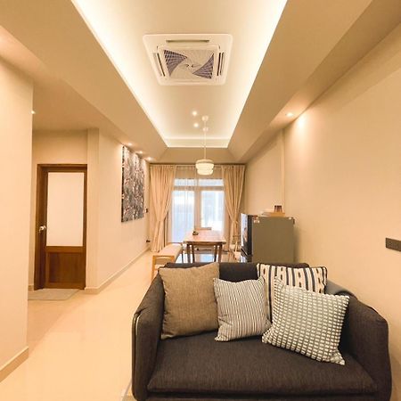 Aoboun House Bangsaen บ้านโอบอุ่น บางแสน エクステリア 写真