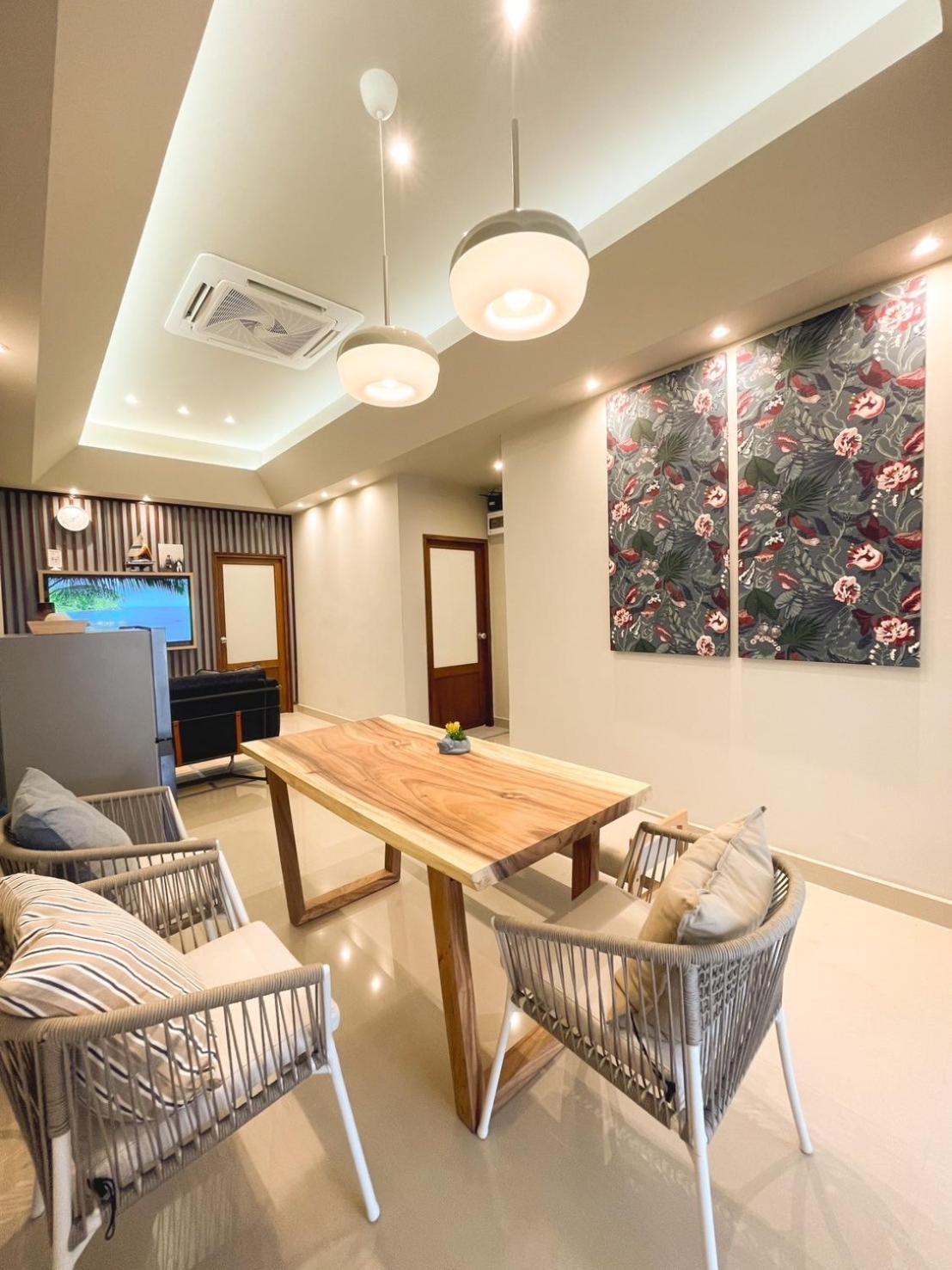 Aoboun House Bangsaen บ้านโอบอุ่น บางแสน エクステリア 写真